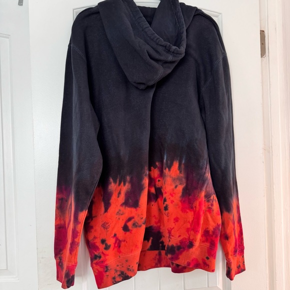 NEW Levity Heat Wave Tie Dye Hoodie - Picture 2 of 4